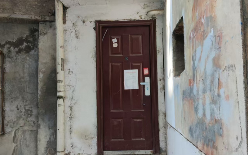 貴州省機(jī)關(guān)事務(wù)管理局國(guó)有資產(chǎn)管理服務(wù)中心貴陽(yáng)市云巖區(qū)陜西路123號(hào)后方二樓房屋一套招租