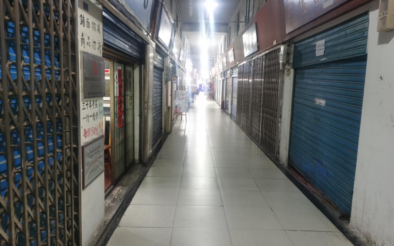 環(huán)城東路萬(wàn)東商貿(mào)城丙一排04號(hào)、05號(hào)門面轉(zhuǎn)讓（持有方：貴州省機(jī)關(guān)事務(wù)管理局國(guó)有資產(chǎn)管理服務(wù)中心）(二次掛牌)