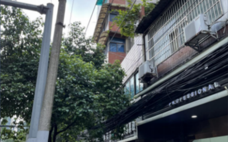 貴陽市云巖區(qū)金倉路40號(hào)附2號(hào)門面招租(降價(jià))